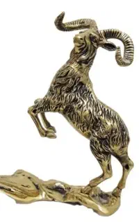 مجسمه قوچ برنجی