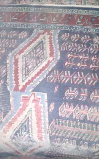دوعدد فرش دست باف کارکرده قدیمی