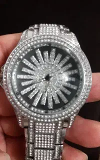 ساعت فوق لاکچری