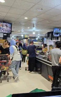 پرسنل خانم فروشگاه