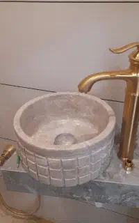 لوله کشی آب وتعمیرات ونصب شیرالات هنریان