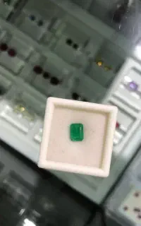 زمرد اصل 5 شیر