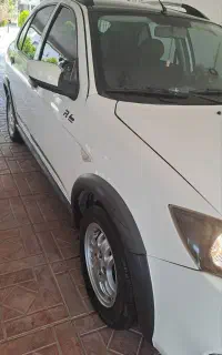 کوئیک  R  سفید  ۱۴۰۰