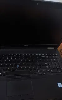لب تاپ دل مدل latitude e5570 همراه موس و کیبورد