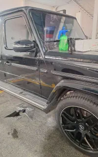 نصب شیشه دودی سیاردرمحل