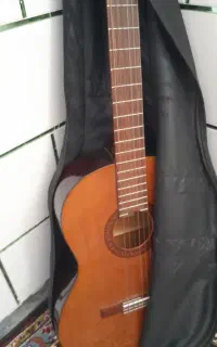 گیتار دست ساز