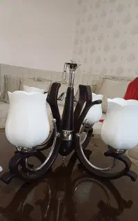 لوستر چهار شعله  طرح لاله با یک عدد دیوار کوب