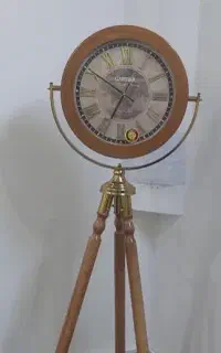 ساعت ایستاده سه پایه چوبی کارتیر