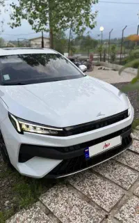 kmcj7 1403 سفید