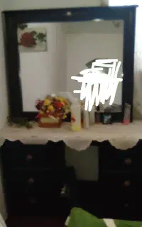 تخت خواب دو نفره، همراه تشک