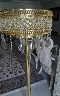 اباژور ایستاده