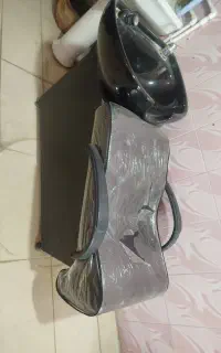 سرشور سالن درحد نو با تمام شیر آلات
