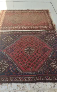 فرش دستباف قدیمی یک و نیم متری و یک متر و هفتاد س