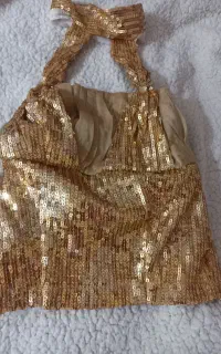 تعدادی لباس نوجوان و بچه نونو تن نخورده