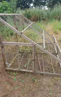 قفس چوبی بزرگ ۲متری مخصوص مرغ و خروس