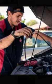 مکانیک سیار برق خودرو همراه با لوازم یدکی