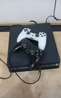 ps4 slim دو دسته