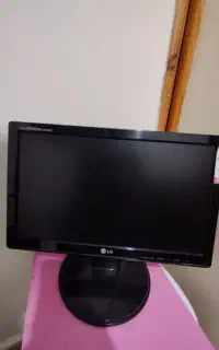 مانیتور LG Flatron W1642S