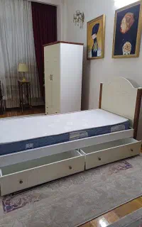 فروش تخت یکنفره به همراه تشک  به همراه کمد،تخت