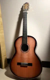 گیتار درحد نو