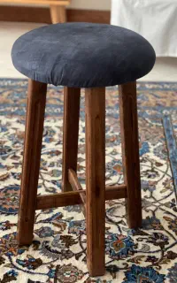 چهارپایه چوبی