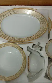 سرویس چینی ۹۲پارچه زرین