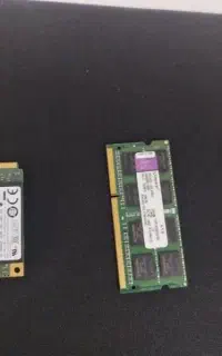 دو عدد رم ۸ گیگ لبتاپ - و  SSD msata 128GB