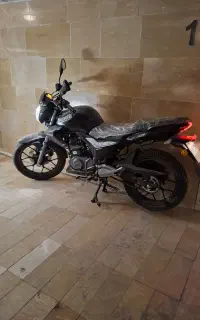 موتور بنلی 150 صفر کیلومتر جلو عقب abs