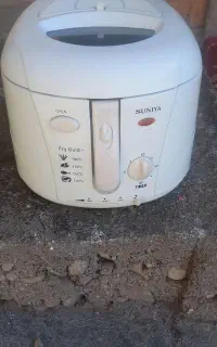 سرخ کن در حد نو. قیمت. دوملیون پانصد هزار تومن