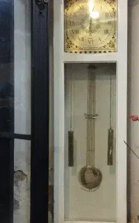 ساعت ایستاده