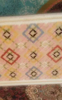 پادری طرح برجسته بسیار ظریف نونو