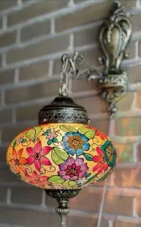 چراغ دیوارکوب گلشن ویترای