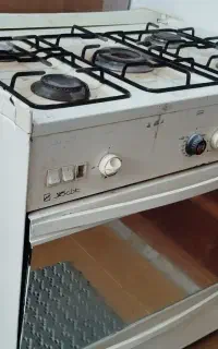 اجاق‌گاز ۵ شعله فردار، سالم، سرویس شده