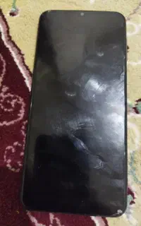 لوازم جانبی موبایل  تعدادی ال سی دی روکاری