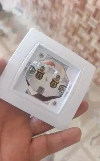 نیاز فوری ب یک شاگرد