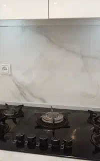 نصاب تخصصی بین کابینتی دکوراتیوماربل سرامیک کابینت