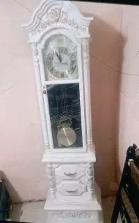 ساعت ایستاده