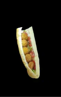 ساندویچ فلافل ترد و داغ ابراسا طعم واقعی فلافل