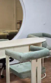 آموزش تخصصی ناخن، مژه، میکاپ و فیشیال رنگ وبراشینگ