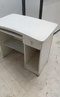 میز کامپیوتر