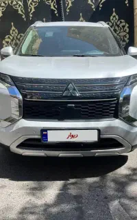 میتسوبیشی اوتلندر Hلاین مدل 2023