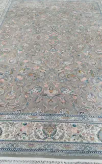 فرش ۹ متری تک طوسی افشان