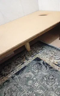 میز کامپیوتر و کفی تخت