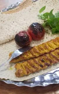 کمک‌راهنمایی میخواستم درمور امور‌منزل‌وآشپزی‌خانم