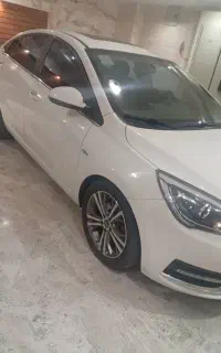 آریزو ۵ مدل ۹۹ توربو سفید.اتومات.سالم. بی رنگ