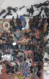کابل برق و شبکه تلفن و شارژر و آداپتور کیبرد وغیره