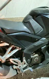 rs 200 موتور آر اس ۲۰۰
