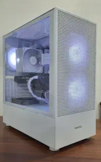 کیس سفید custom