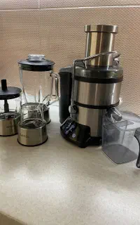 آبمیوه‌گیری میگل ۴ کاره مدل GPJ 802