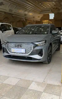 Audi Q4 2024 آئودی کیو فور با سند و پلاک و مدارک